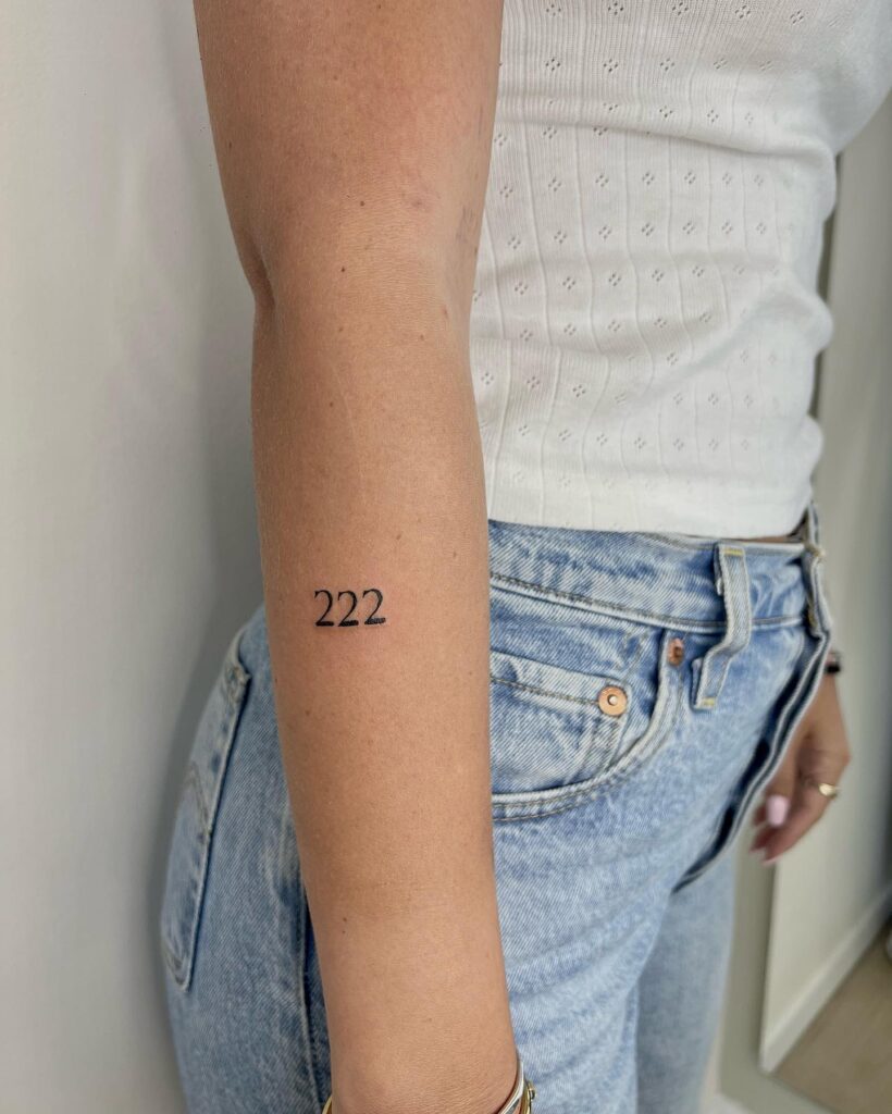 '222' Text Tattoo on the Side of the Forearm, a Minimalist Digital Vibe: Digital Chic 