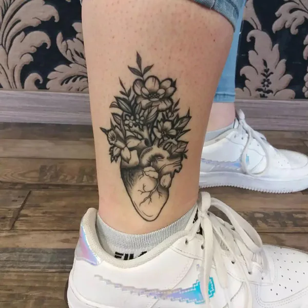 Anatomical heart tattoo 36