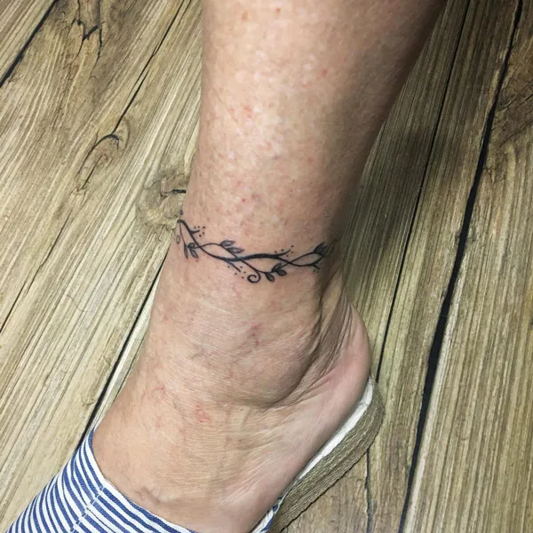 Ankle bracelet tattoo 27