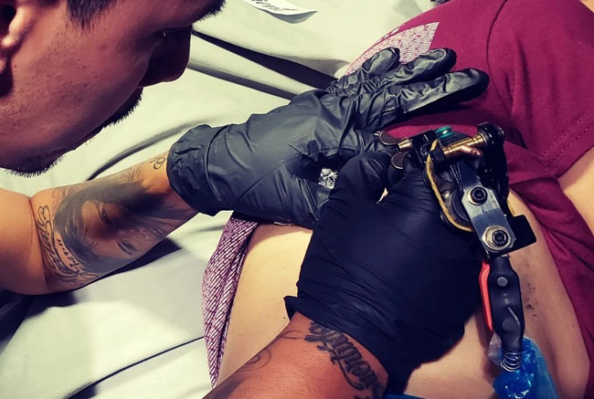 Are rib tattoos painful