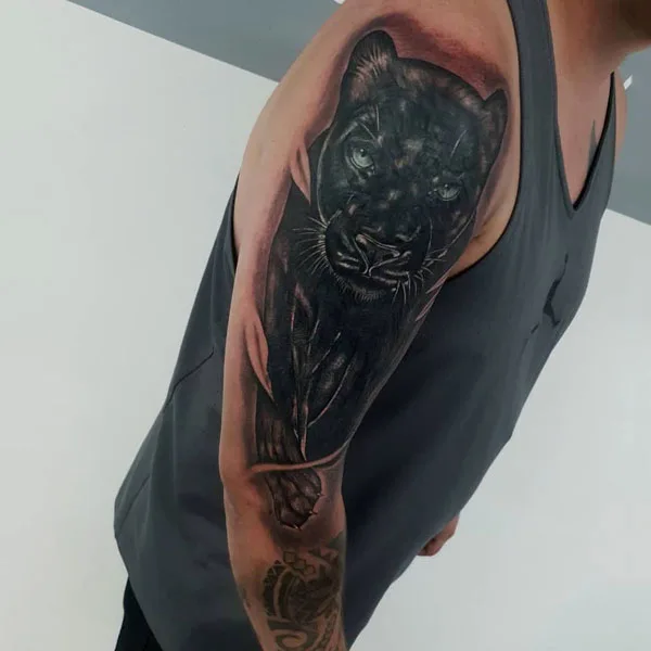 Black panther tattoo 80