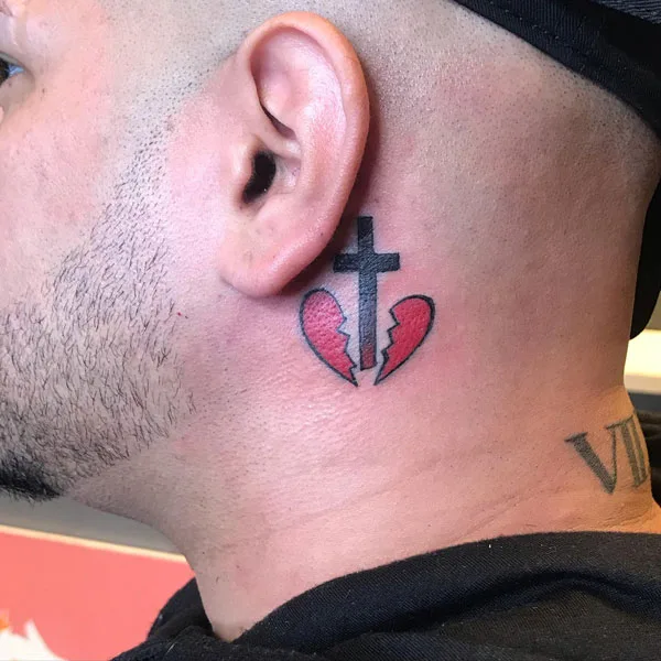 Broken heart tattoo 31