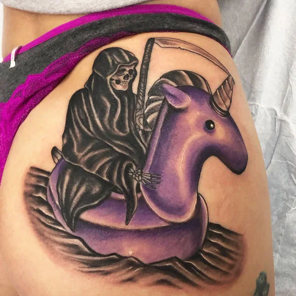Butt tattoo 290