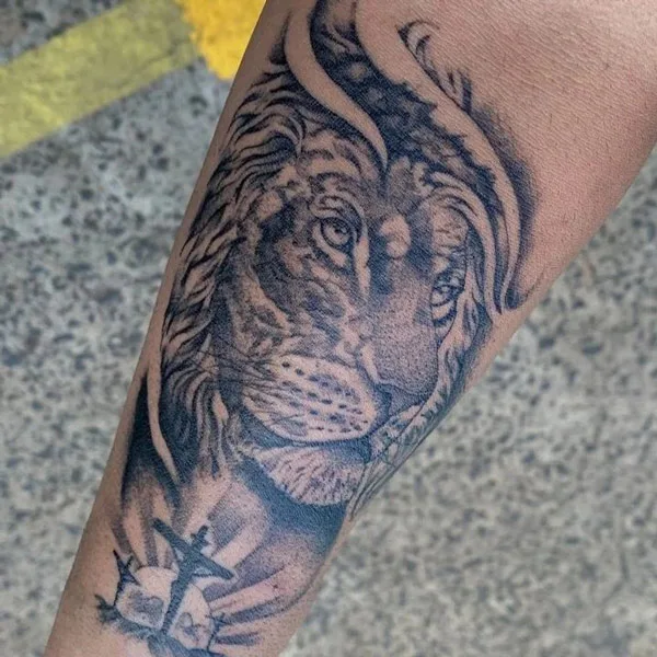 Christian Lion Tattoo 1