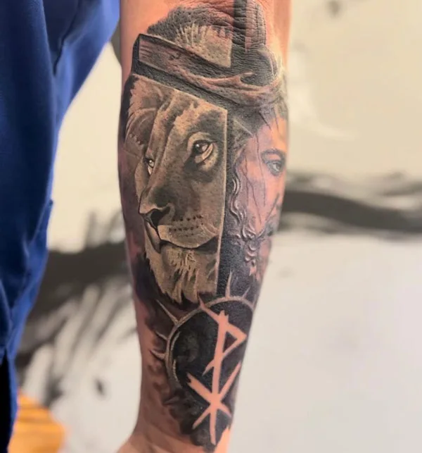 Christian Lion Tattoo 2