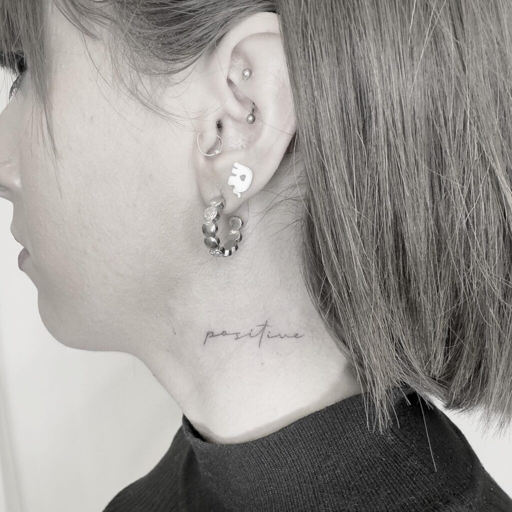 Cute Finline Script with Positive Message on the Side: Positive Aura