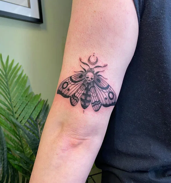 Death moth tattoo 37