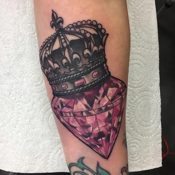 Diamond with Crown Tattoo 2