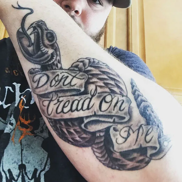 Don't tread on me tattoo 28
