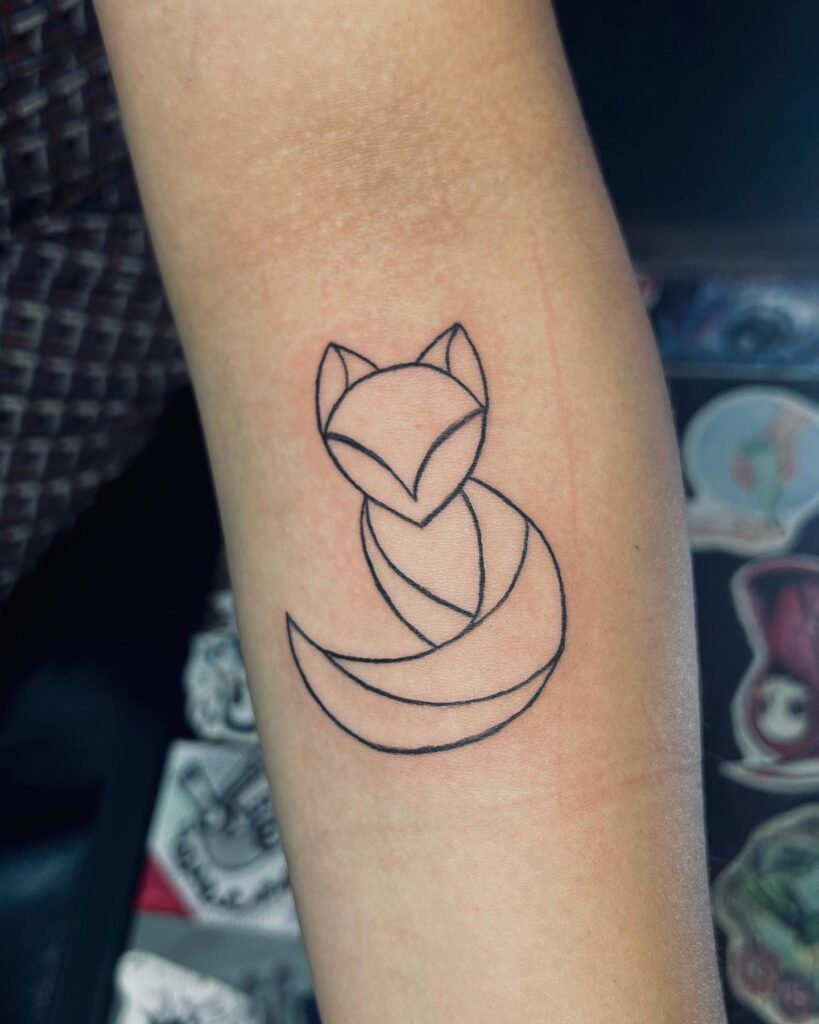 Fineline Fox Outline Tattoo Below the Inner Elbow: Elbow Elegance