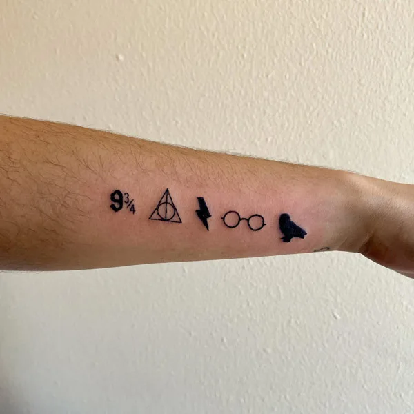 Harry potter lightning bolt tattoo 1