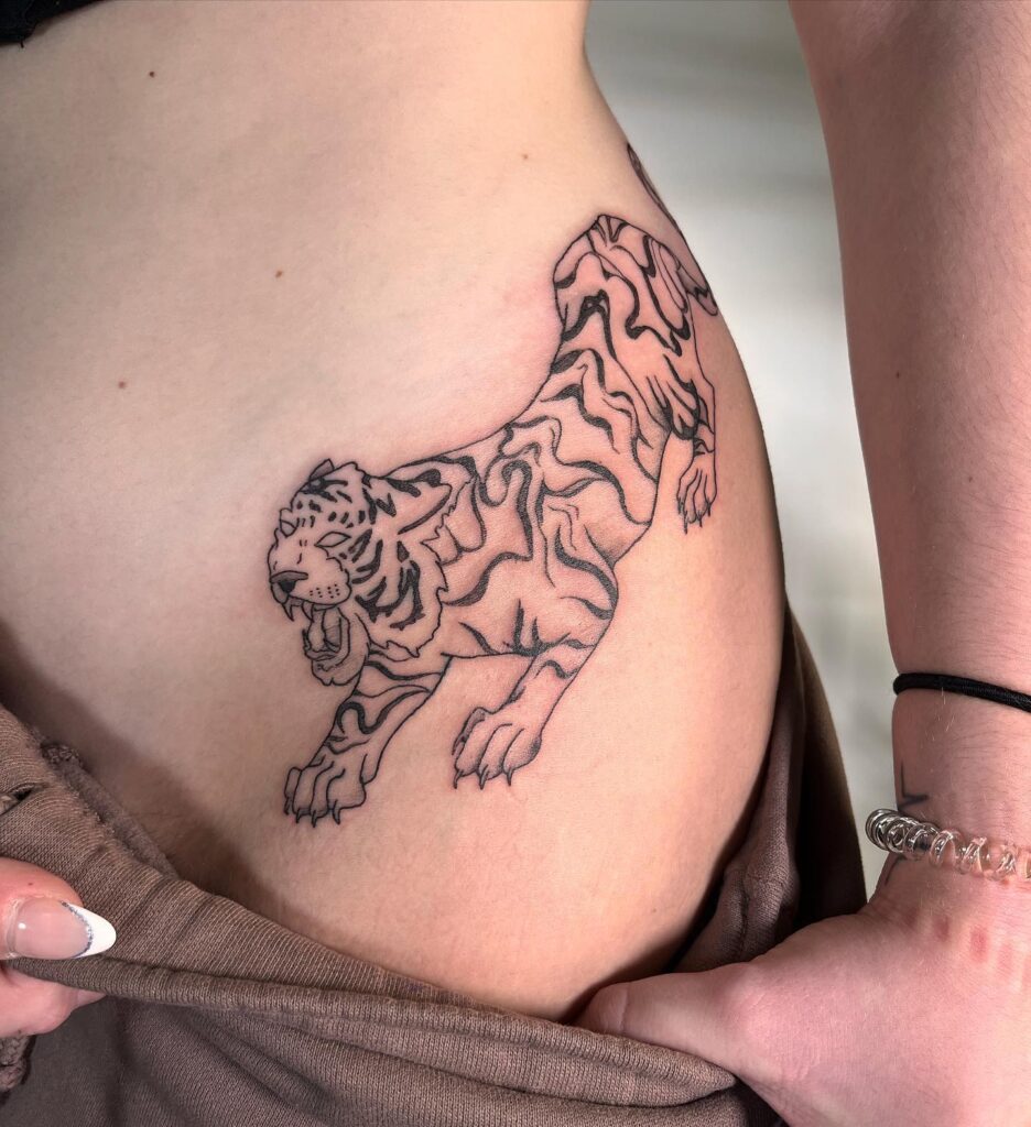 Hip Tiger Roaring Tattoo, Capturing the Wild Spirit and Strength: Tiger's Roar