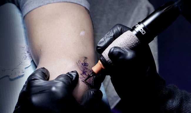 How to get a tattoo over a mole