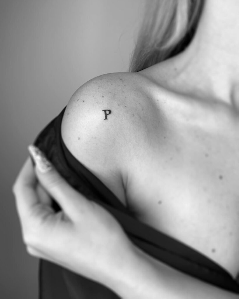Letter 'P' Arm and Shoulder Tattoo for Females: Elegant Placement, a Personalized Touch