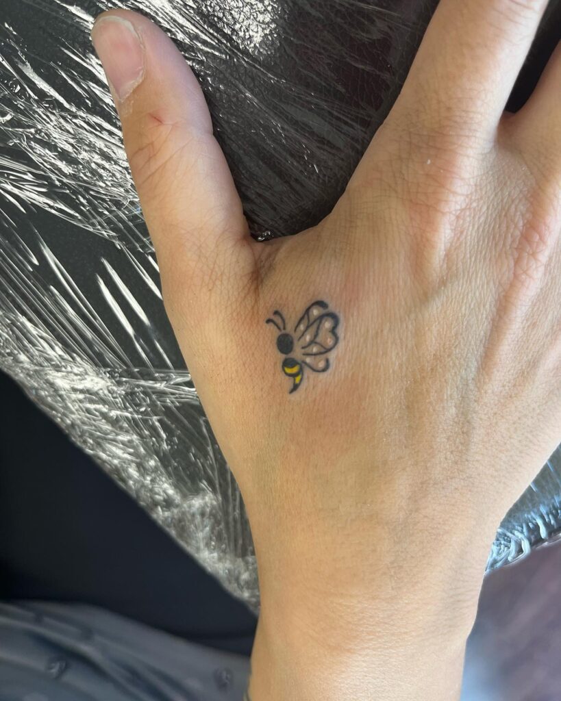 Mini ' ; ' Bee on the Outer Hand: Tiny Buzz