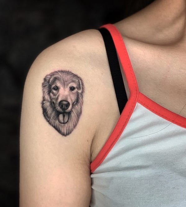 Mini Golden Retriever Dog Face Tattoo, Shaded in Black and Grey, Adorning the Shoulder: Golden Gaze