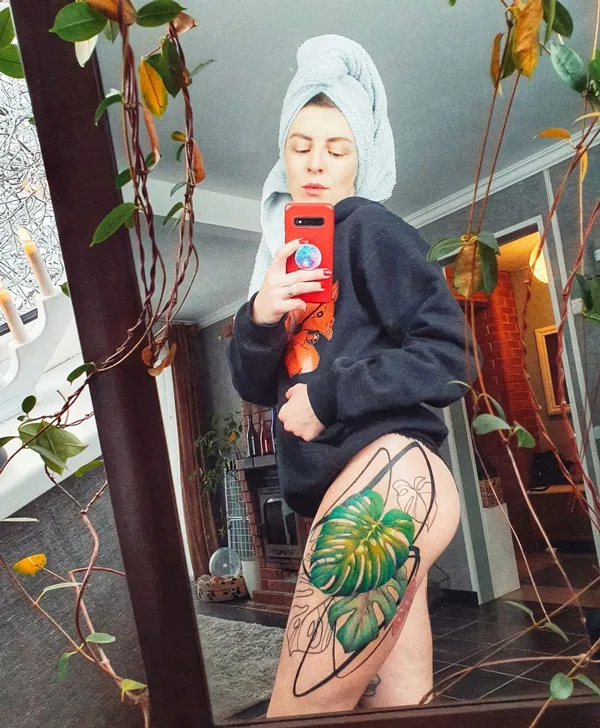 Monstera tattoo 32