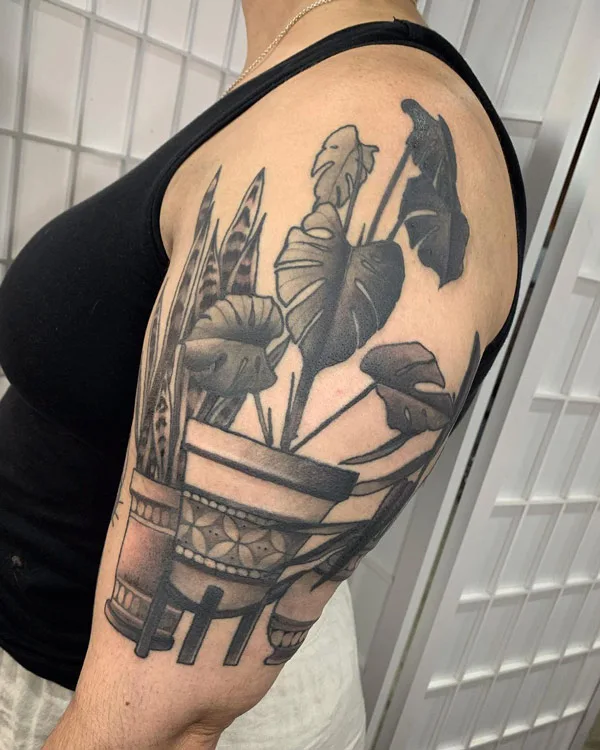 Monstera tattoo 70