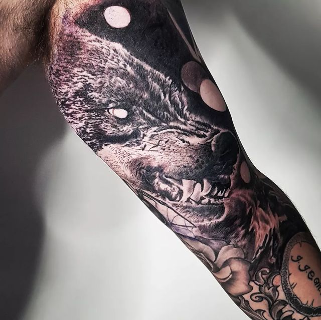 Moon Night Cruel Wolf Tattoo Design