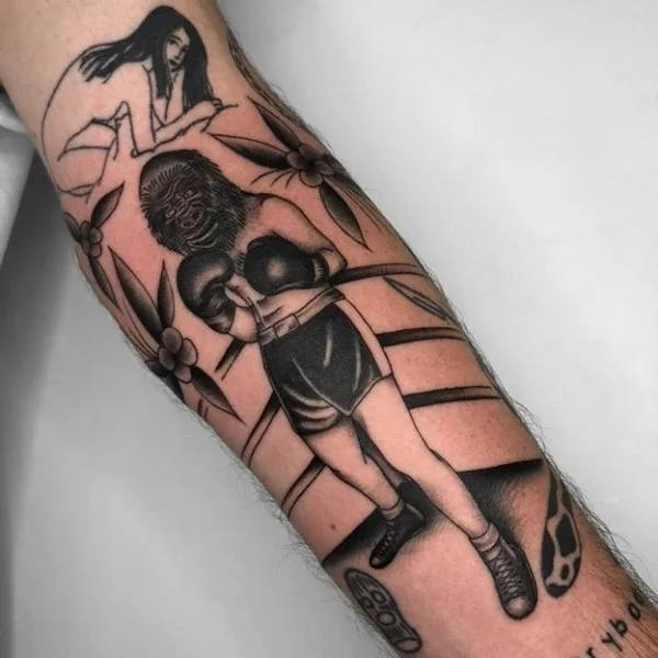 Naked women tattoo 24