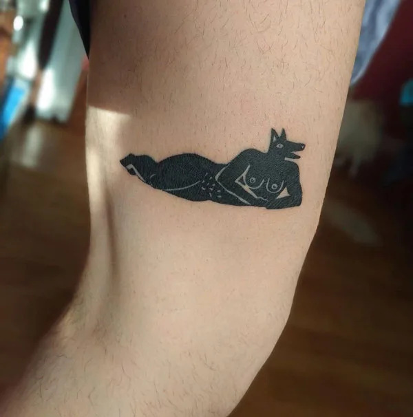 Naked women tattoo 50