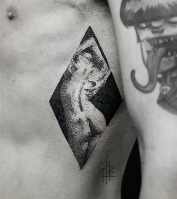 Naked women tattoo 55