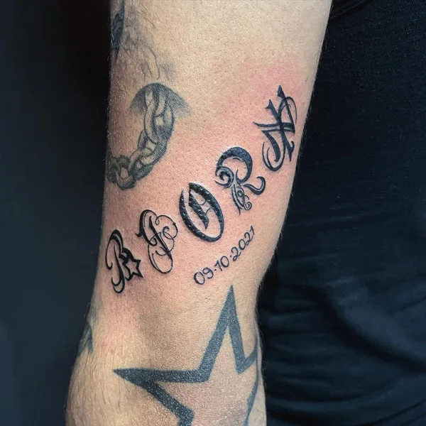 Name tattoo 73