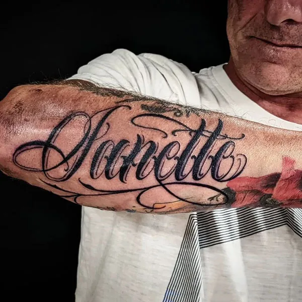 Name tattoo style