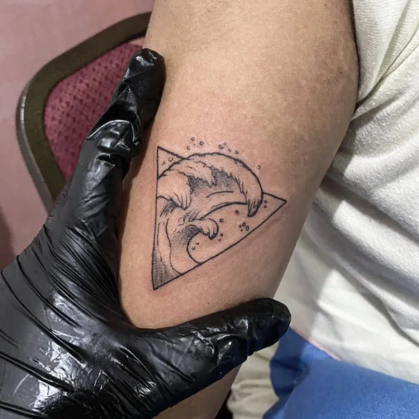 Ocean wave tattoo 28
