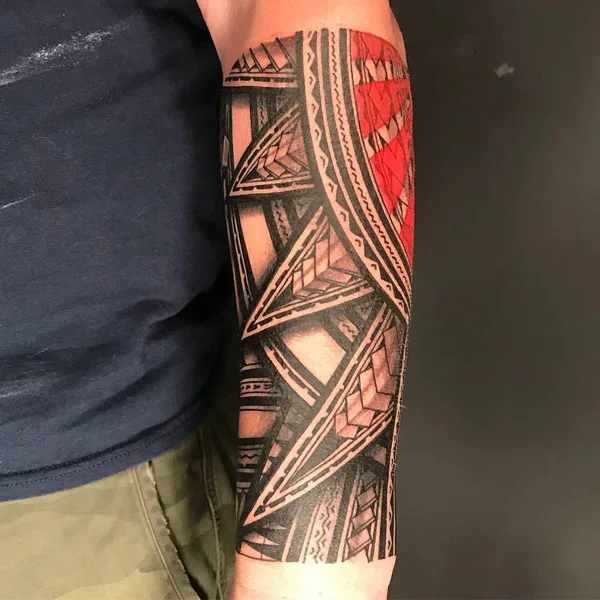 Polynesian Forearm Tattoo 3