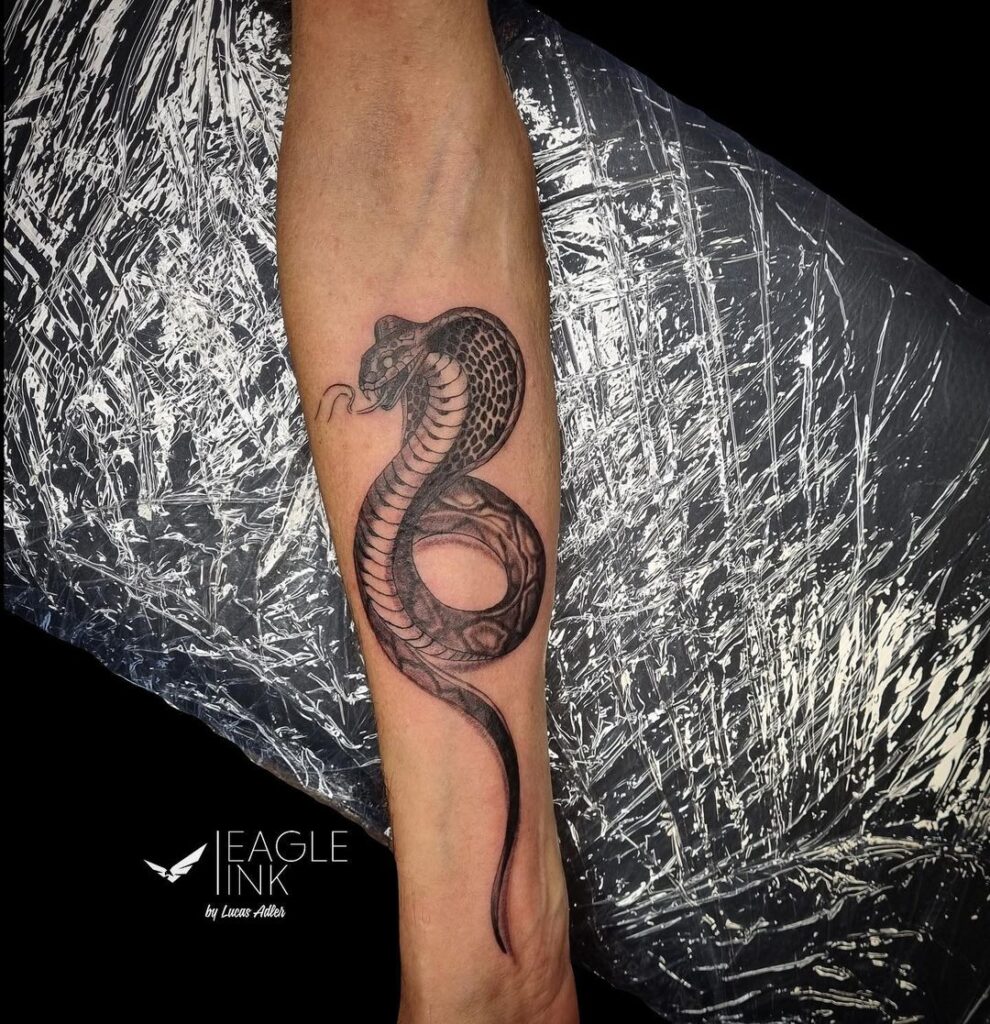 Simple angry cobra casual tattoo design cool and expressive