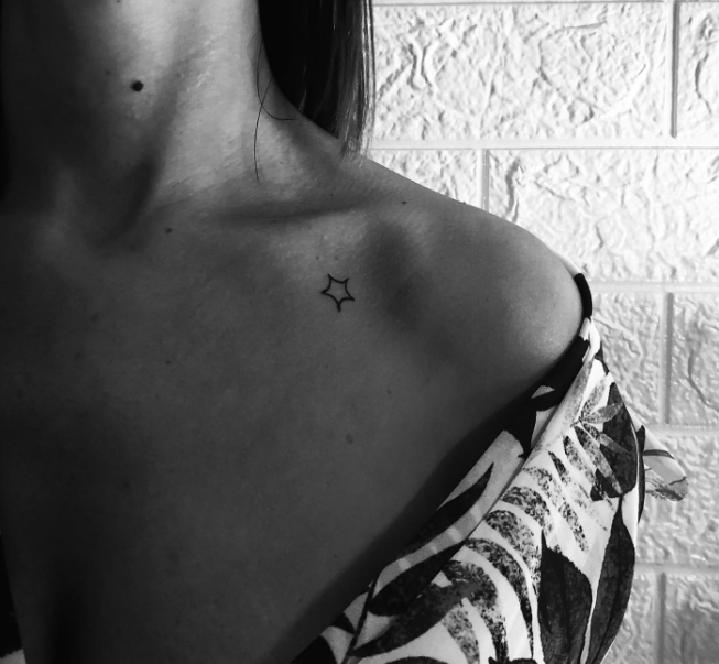 Single Star Front Shoulder Tattoos Single Star Front Shoulder Tattoos