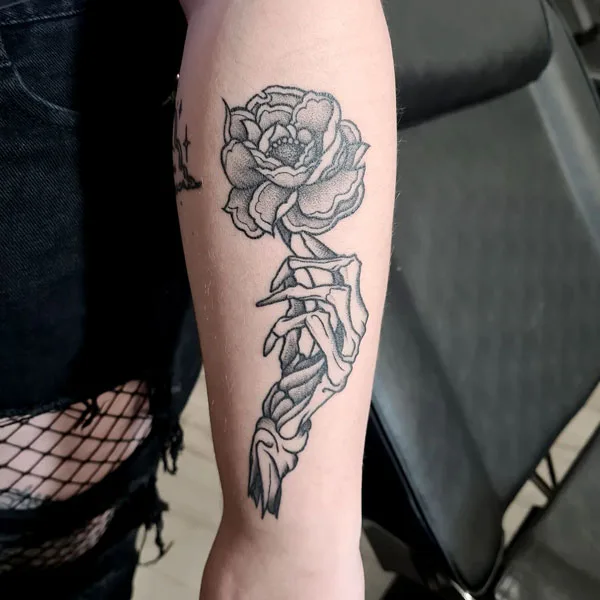 Skeleton hand tattoo 87