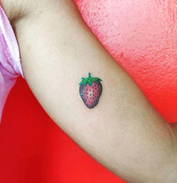 Strawberry Tattoo 127
