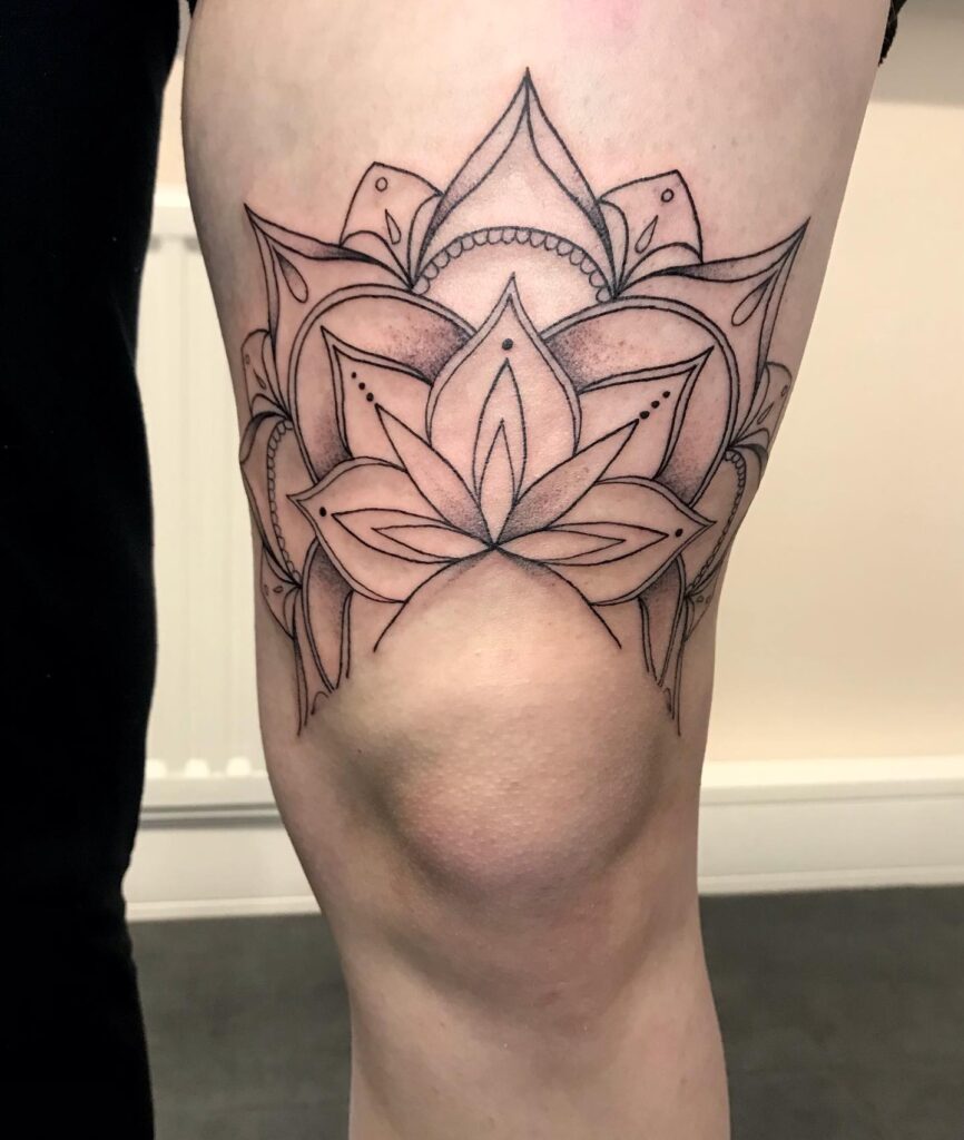 Unique above knee mandala tattoo ideas