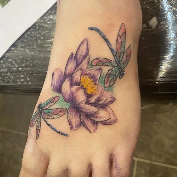 Water lily tattoo 82