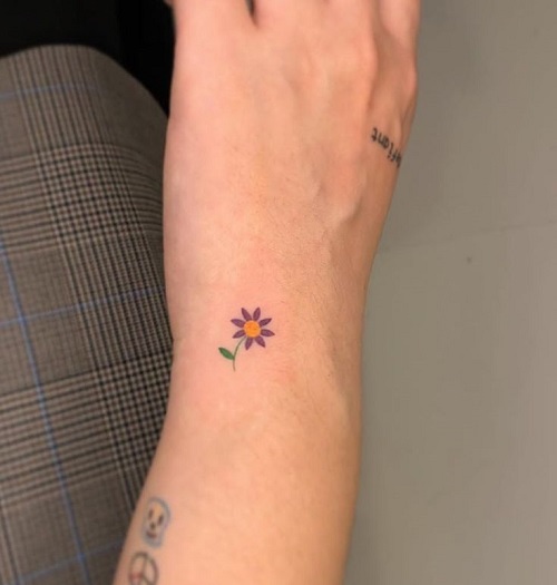 Tiny Flower Tattoos 4