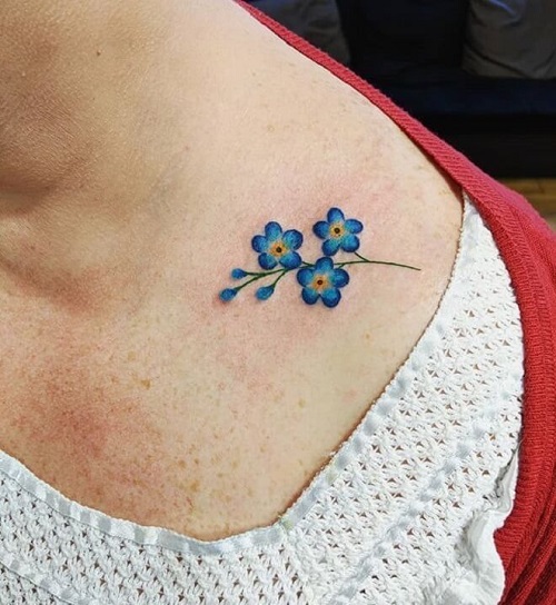 Trending Tiny Flower Tattoos 3