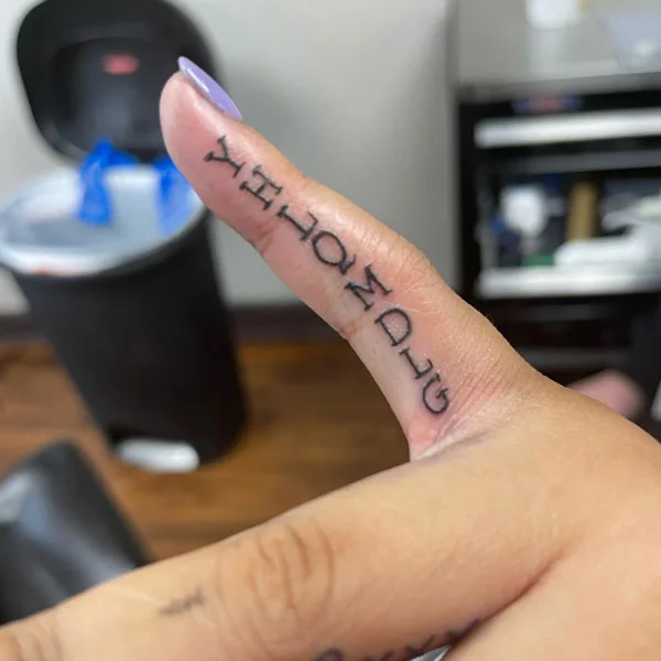 yhlqmdlg tattoo 21